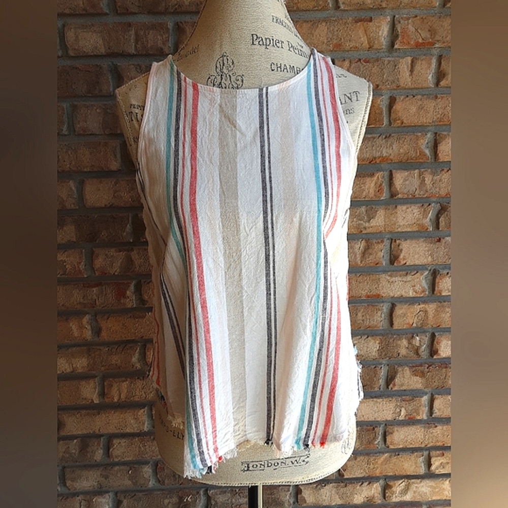 Cloth & Stone Relaxed Linen Blend Raw Hem Sleeveless Tank Top.